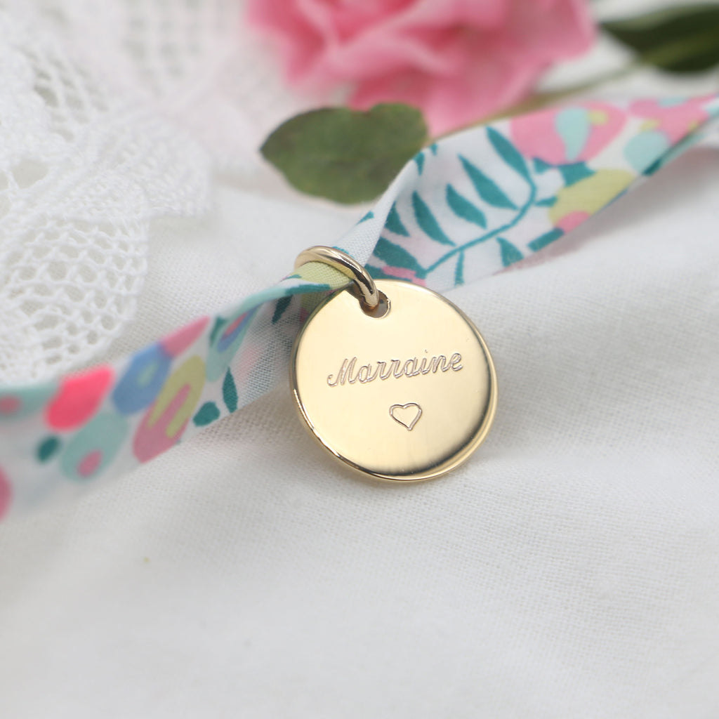 bracelet-marraine-personnalise-plaque-or-liberty