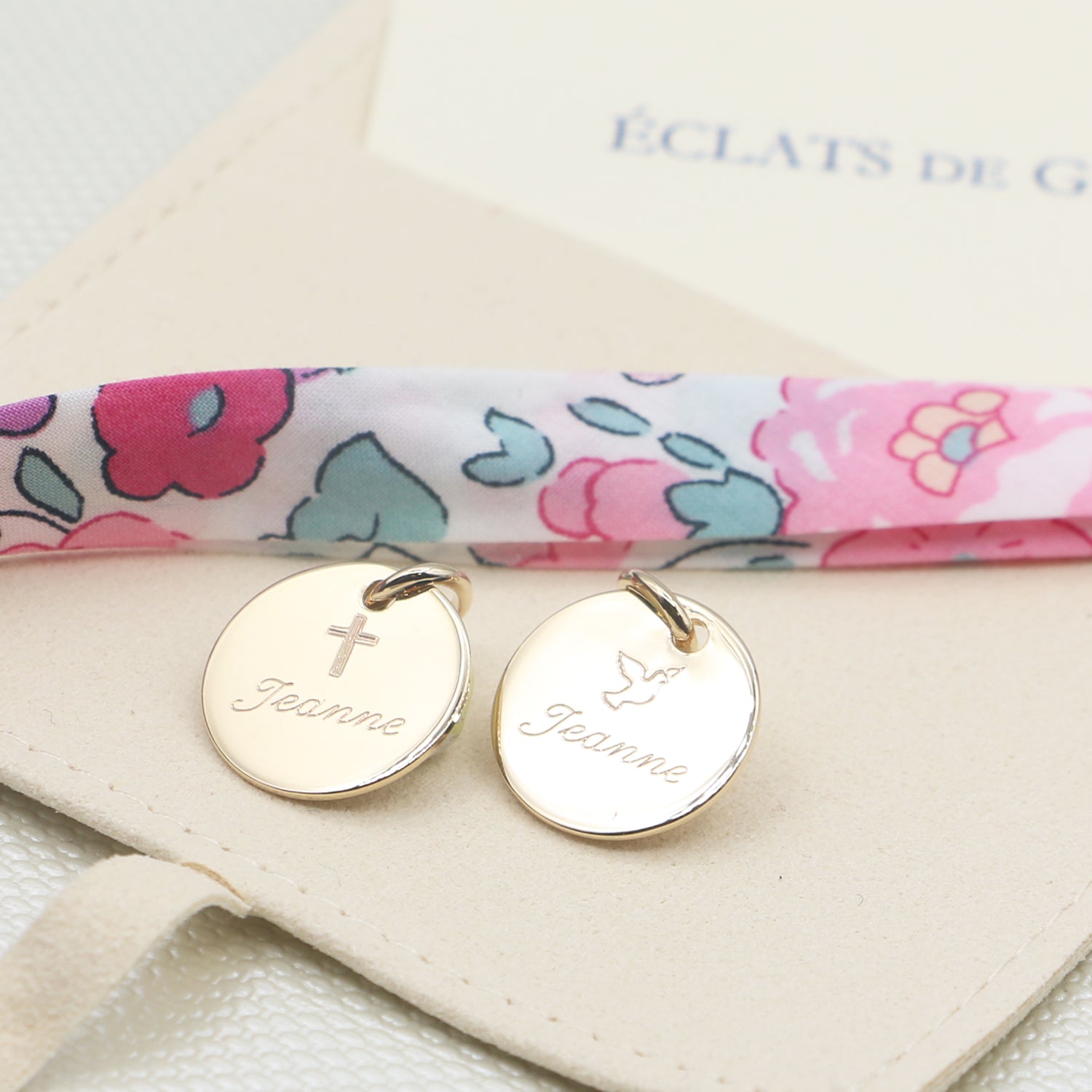 bracelet-liberty-medaille-personnalisee-plaque-or