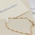bracelet-communion-croix-nacre-plaque-or