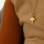 Collier Croix Argent 925 ou Plaqué Or 18K – Gravure prénom Communion