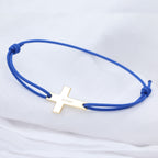 Bracelet Garçon Croix Plate cordon Argent 925 ou Plaqué Or 18K – Gravure prénom