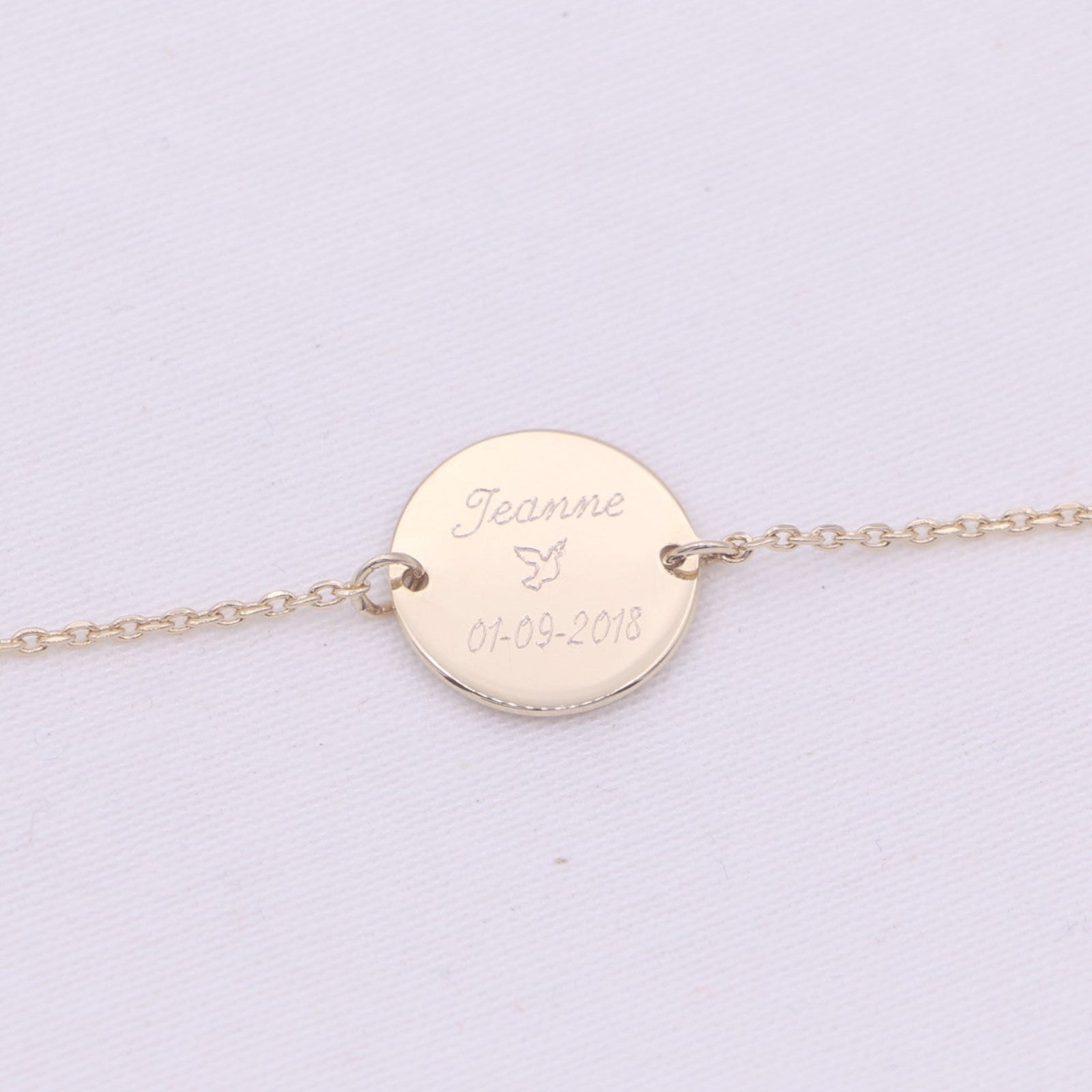 bracelet-personnalise-colombe-plaque-or-prenom-date